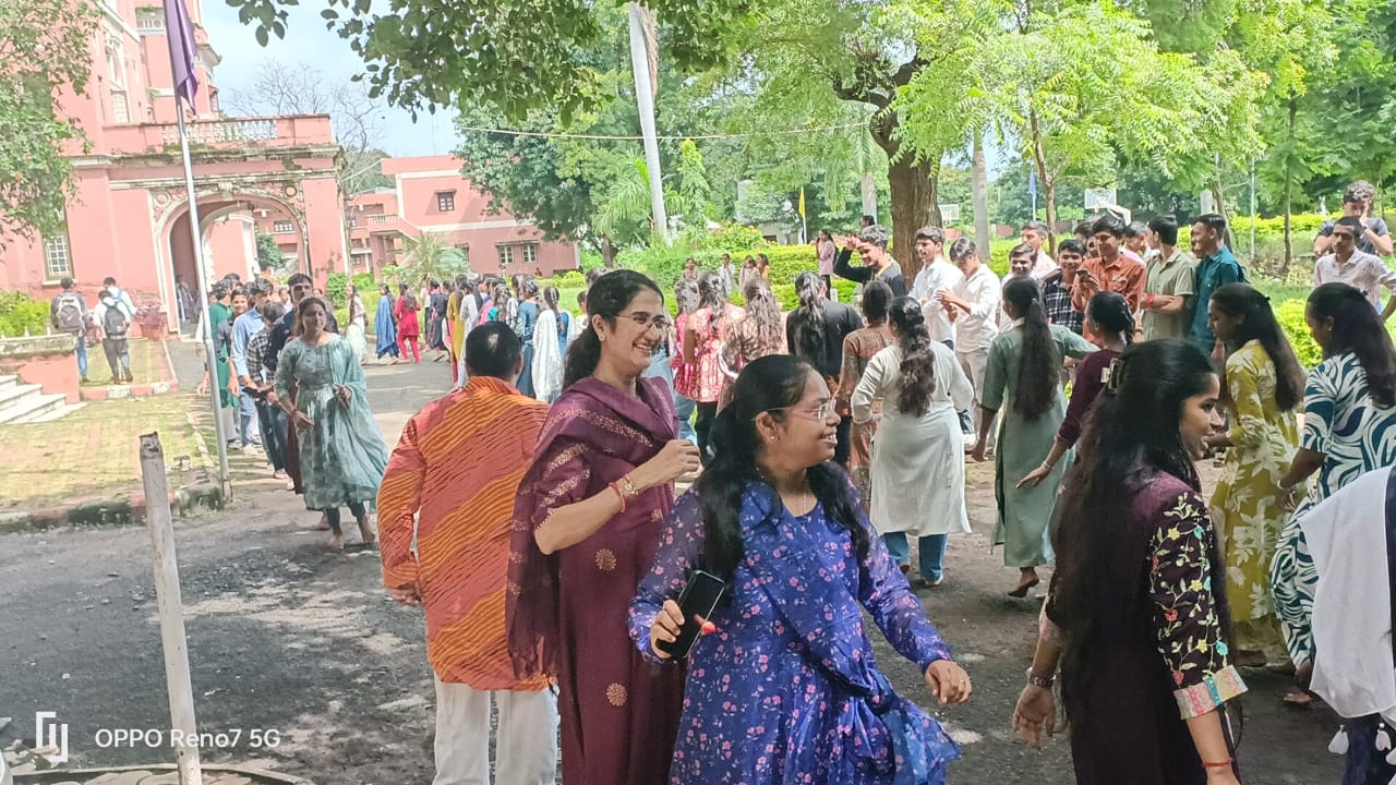 Activity WhatsApp Image 2025-10-31 at 17.34.24_82584b78.jpg